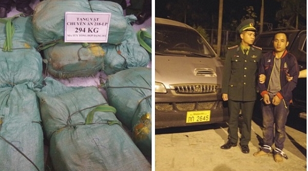 Hà Tĩnh: Bắt đối tượng người Lào vận chuyển gần 300kg ma túy đá