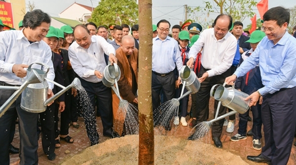 Thủ tướng dự Lễ phát động Tết trồng cây tại Hà Nội