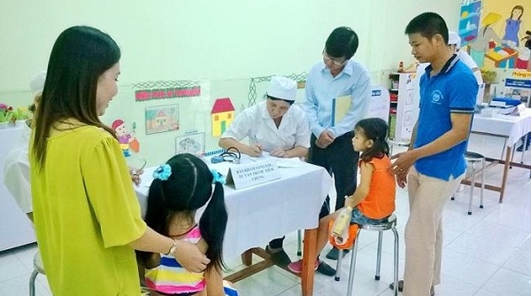 Hà Nội: Tăng cường công tác chủ động phòng chống bệnh Sởi và tổ chức tiêm vét vắc xin Sởi-Rubella