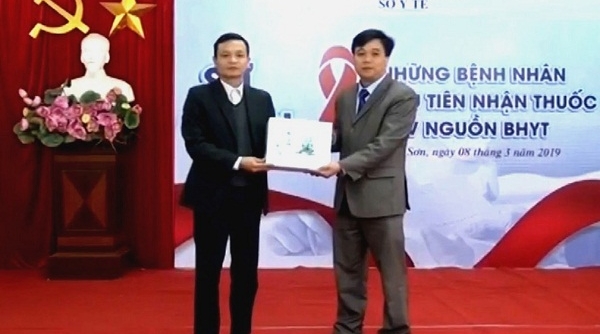 Lạng Sơn: Tổ chức sự kiện “Những bệnh nhân đầu tiên nhận thuốc ARV từ nguồn BHYT”