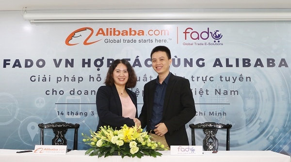 Fado.vn hợp tác với Alibaba.com ra mắt kênh thương mại mới