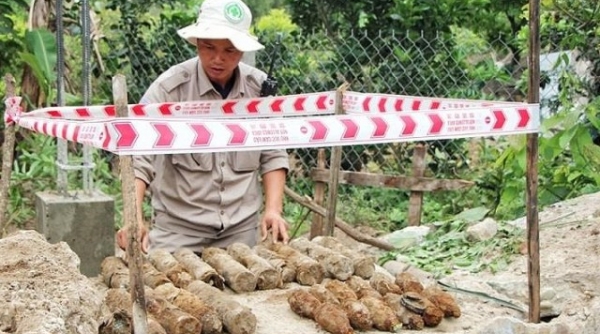 Quảng Bình: Đào móng xây nhà, hoảng hồn phát hiện quả bom nặng hơn 3 tạ