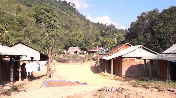 Quảng Nam: Sẽ di dời 45 hộ dân ngôi làng “bốn không” khu vực hồ thủy điện A Vương