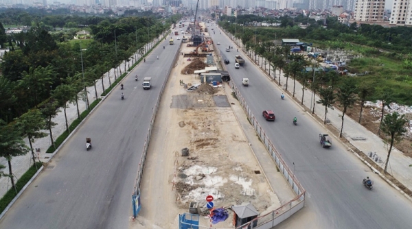 Cận cảnh những hiểm họa trên tuyến đường Phạm Văn Đồng mở rộng