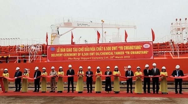Bàn giao tàu chở dầu/hóa chất 6.500 tấn cho Hàn Quốc