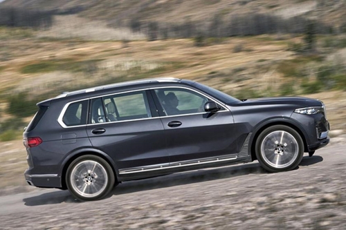 Xe SUV hạng sang BMW X7 2019 triệu hồi gấp vì lỗi ghế ngồi