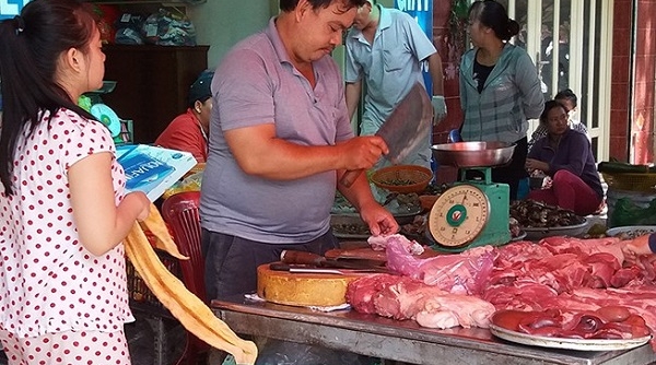 Giá thịt lợn tăng nhẹ từ 1.000 - 3.000 đồng/kg