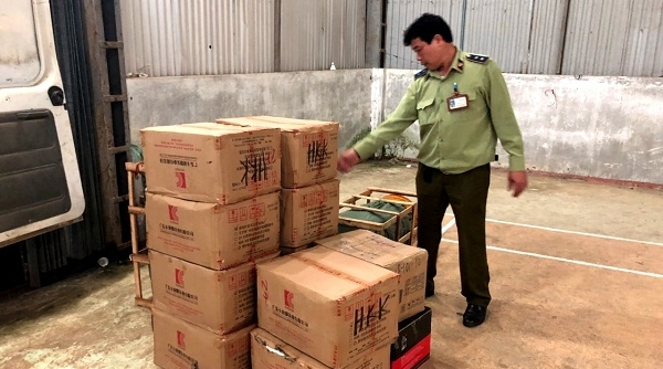 Lạng Sơn: Thu giữ lô mỹ phẩm nhập lậu, nghi giả mạo nhãn hiệu
