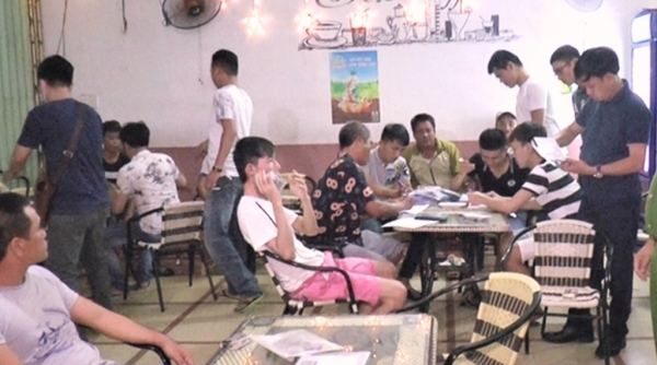 Đà Nẵng: Công an đánh sập ổ cá độ bóng đá qua mạng hàng tỉ đồng