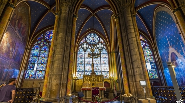 Những điều bạn cần biết về Nhà thờ Đức Bà Paris