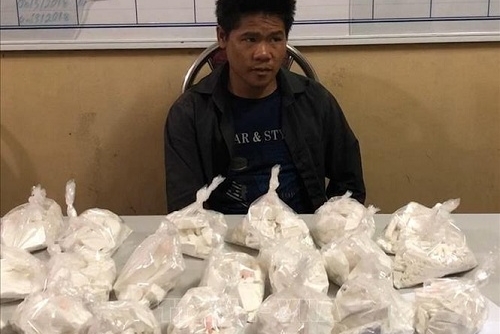 Sơn La: Bắt đối tượng vận chuyển 20 bánh heroin