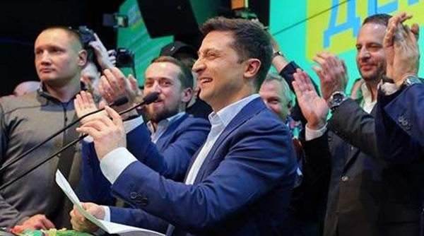 Tổng thống tương lai của Ukraine Vladimir Zelensky là ai?