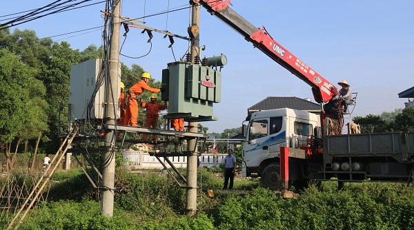 Điện lực Thái Nguyên sẵn sàng cấp điện mùa nắng nóng năm 2019