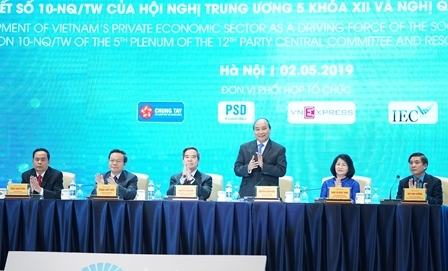 Thủ tướng dự Diễn đàn Kinh tế tư nhân Việt Nam 2019