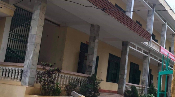 Hòa Bình: 2 học sinh Trường THCS thị trấn Đà Bắc nhập viện vì bị thanh bê tông rơi trúng đầu