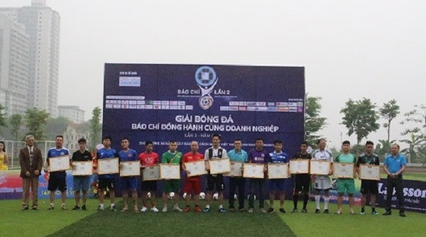 Khai mạc giải bóng đá “Báo chí đồng hành cùng doanh nghiệp” lần thứ 2 tại Hà Nội