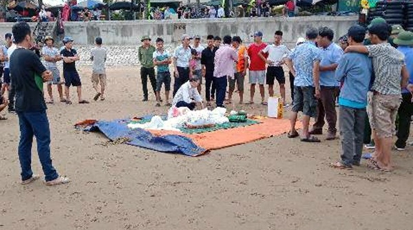 Thanh Hóa: Cụ ông 80 tuổi tử vong khi tắm tại bãi biển Hải Tiến