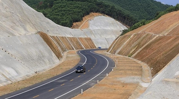 Việt Nam đấu thầu quốc tế 8 dự án xây dựng cao tốc Bắc – Nam