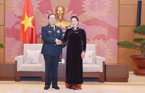 Chủ tịch Quốc hội tiếp Bộ trưởng Quốc phòng Trung Quốc