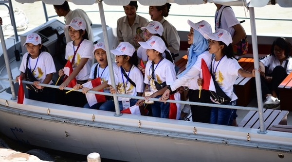 Các bạn nhỏ Indonesia phấn khích trước “River Safari” tại Nam Hội An