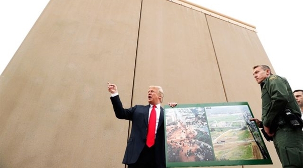 Ông Trump bất ngờ đánh thuế Mexico để giải quyết khủng hoảng nhập cư