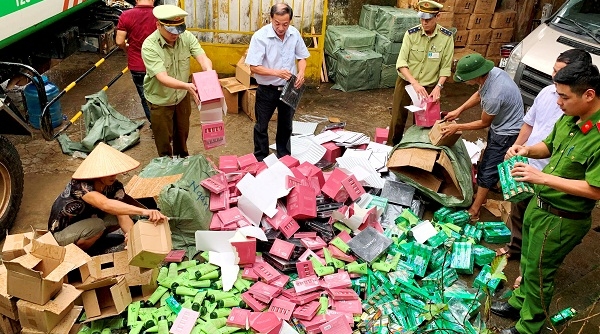Lạng Sơn: Tiêu huỷ nhiều hàng hóa nhập lậu