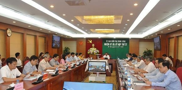 Thứ trưởng Bộ GTVT Nguyễn Văn Công bị kỷ luật cảnh cáo