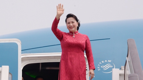 Chủ tịch Quốc hội Nguyễn Thị Kim Ngân đến Bắc Kinh, tiếp tục chuyến thăm chính thức Trung Quốc