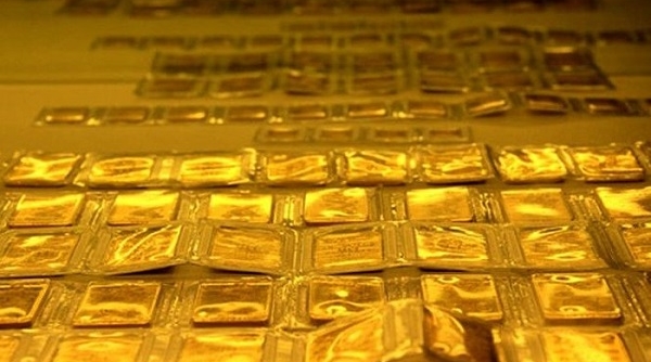 Giá vàng giao dịch quanh ngưỡng 42 triệu đồng/lượng