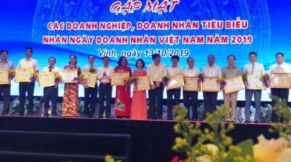 Nghệ An: Gặp mặt các doanh nghiệp, doanh nhân tiêu biểu nhân ngày doanh nhân Việt Nam