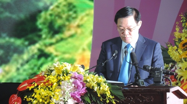Thủ tướng chủ trì Hội nghị tổng kết 10 năm Chương trình mục tiêu quốc gia xây dựng nông thôn mới
