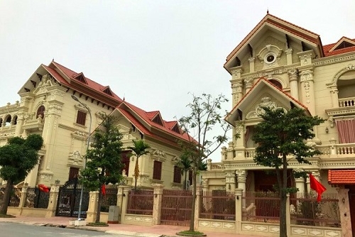 Huyện Duy Tiên (Hà Nam): Những 'dinh thự' bề thế tại KĐT mới thị trấn Hòa Mạc