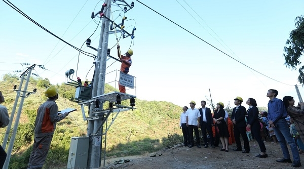 Công ty Điện lực Điện Biên: Hành trình đưa điện về thôn bản vùng cao huyện Mường Nhé