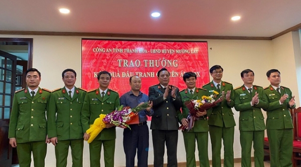 Thanh Hóa: Trao thưởng cho Ban Chuyên án điều tra, khám phá vụ án tại xã Nhi Sơn