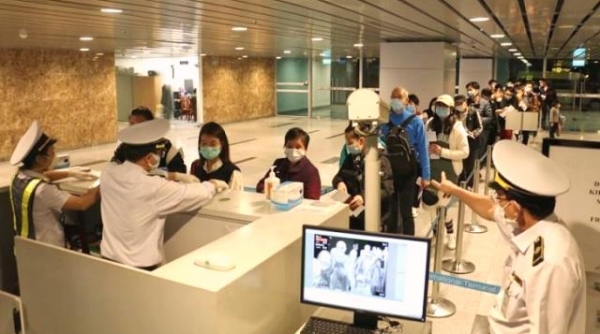 Sân bay quốc tế Đà Nẵng: Tiếp tục đón người Việt về nước