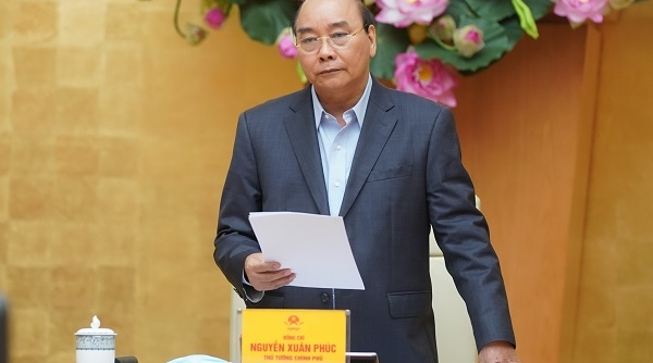 Thủ tướng Nguyễn Xuân Phúc: Thần tốc, tranh thủ từng giờ, từng phút chống dịch Covid-19