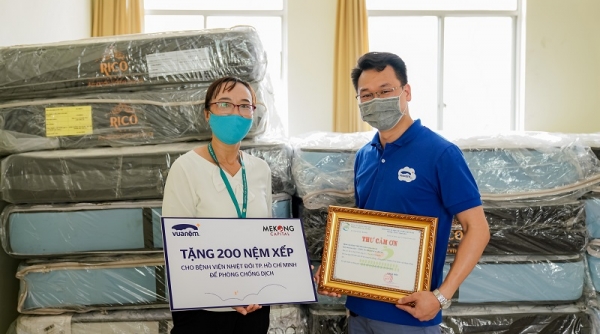Vua Nệm trao 333 chiếc nệm cho các bệnh viện tại Hà Nội và TP.HCM