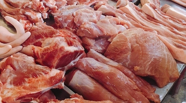 Giá cả thị trường 9/4: Thịt lợn có nguy cơ tăng giá trở lại