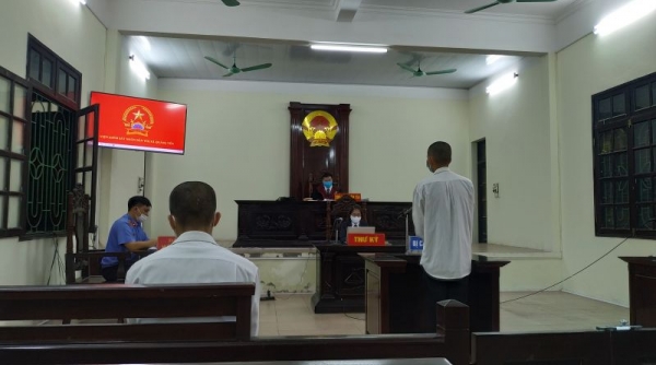 Quảng Ninh: Lĩnh án tù giam do đánh cán bộ chốt kiểm dịch Covid-19