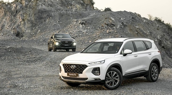 Hyundai Santa Fe giảm giá bán lên tới 100 triệu đồng