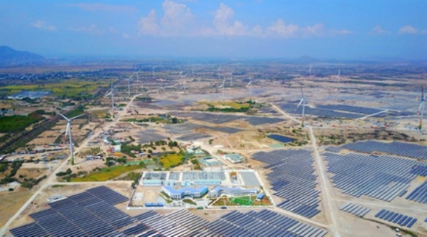 Trung Nam Group: Khẩn trương xây dựng dự án điện mặt trời 450 MW tại Ninh Thuận
