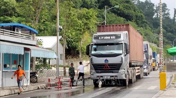 Lạng Sơn: Lượng xe hàng tồn đọng tại các cửa khẩu tiếp tục giảm đáng kể