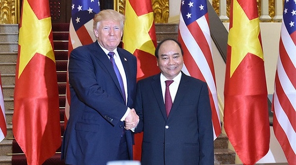 Tổng thống Trump: Mỹ sẵn sàng tặng Việt Nam máy thở điều trị Covid-19
