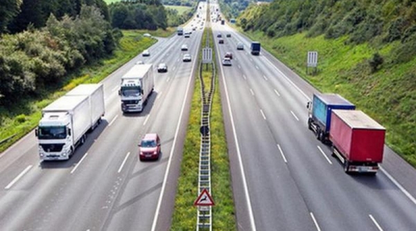 Đề xuất miễn, giảm phí bảo trì đường bộ 3 tháng cho doanh nghiệp vận tải