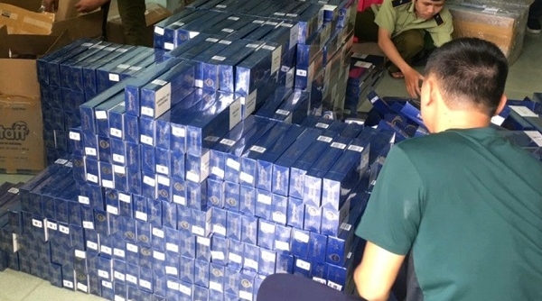 Quảng Bình: Ngăn chặn vụ vận chuyển gần 14.000 bao thuốc lá ngoại nhập lậu