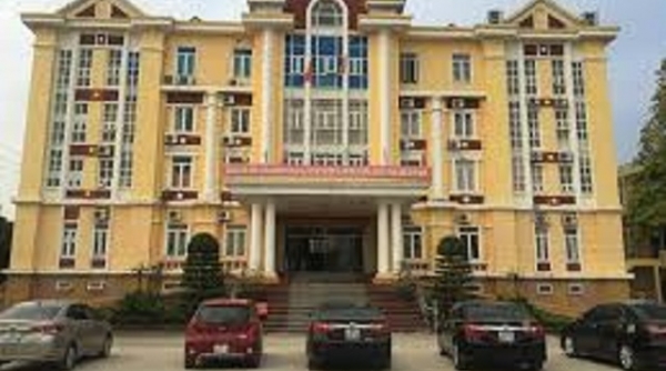 Thanh Hóa: Bắt Phó chủ tịch huyện Hậu Lộc đánh bạc trong phòng làm việc