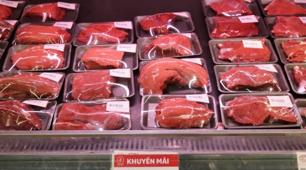 Giá cả thị trường 4/6: Siêu thị mạnh tay giảm giá thịt bò, thịt gà, hải sản