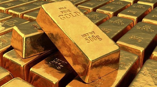 Giá vàng hôm nay 24/6: Duy trì đà tăng, vượt mốc 49 triệu đồng/lượng