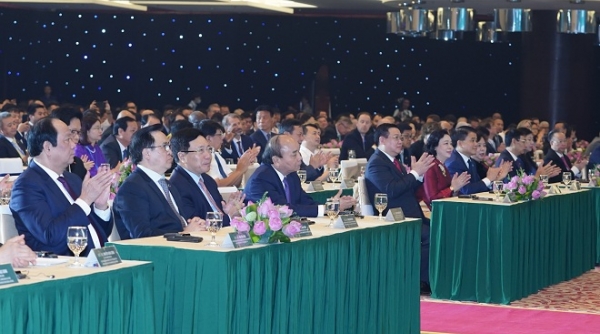 Thủ tướng Nguyễn Xuân Phúc dự Hội nghị XTĐT TP. Hà Nội chủ đề “Hà Nội 2020 - Hợp tác Đầu tư và Phát triển”