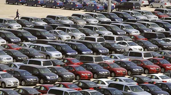 Nửa đầu tháng 6, Việt Nam chỉ nhập khẩu hơn 1.300 ô tô nguyên chiếc